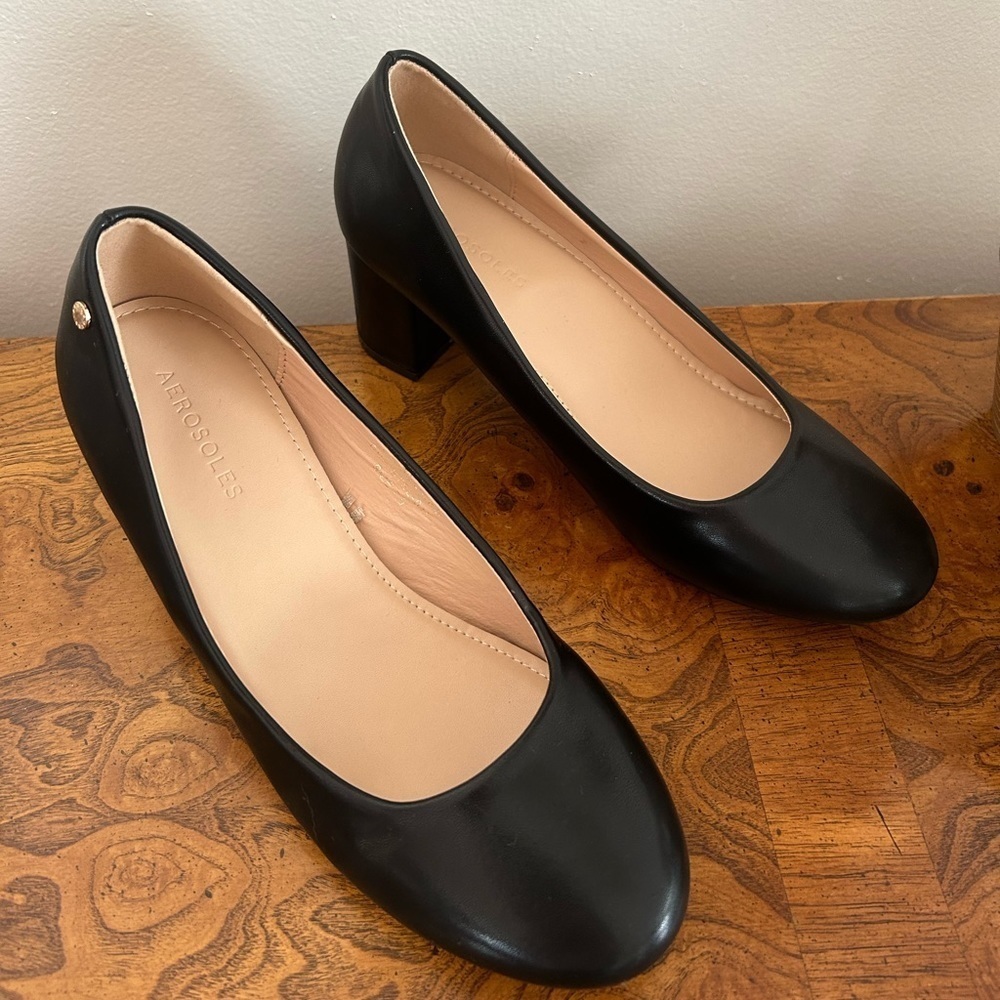 Classic Black Close Toed Leather Heels